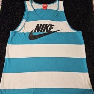 Nike Tank, Large